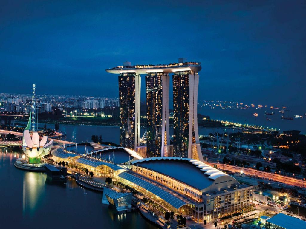 khach san singapore cho gia dinh - Marina Bay Sands lung linh ve dem