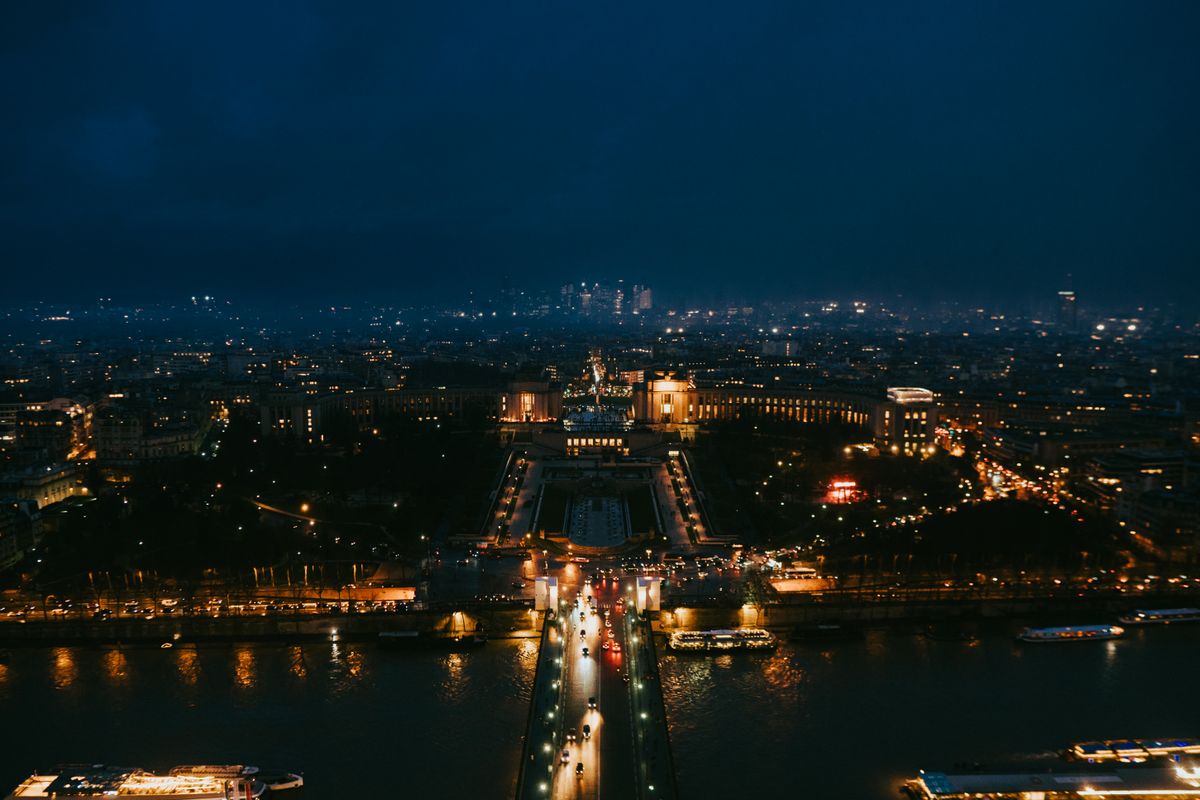 singapore buổi tối cho gia đình - Thành phố Singapore nhìn từ trên cao lúc tối